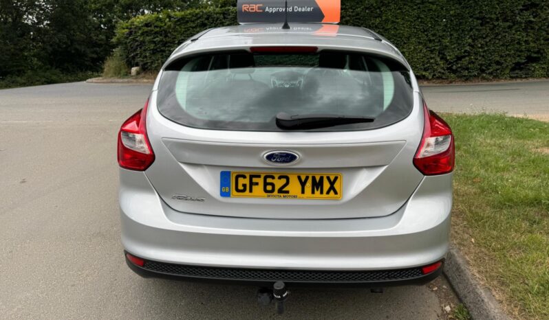 2012 Ford Focus 1.6 Titanium Euro 5 5dr full