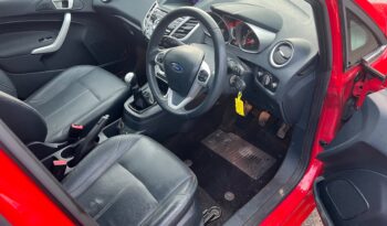 2013 Ford Fiesta full