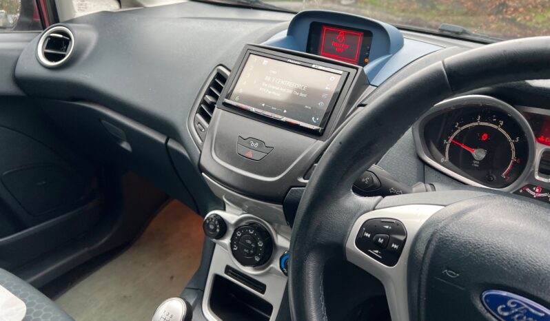 2012 Ford Fiesta 1.25 Zetec Hatchback 5dr Petrol Manual (129 g/km, 81 bhp) full