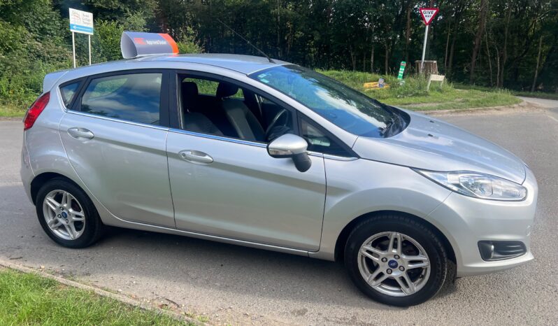 2013 Ford Fiesta 1.25 Zetec Hatchback 5dr Petrol Manual Euro 5 (82 ps) full