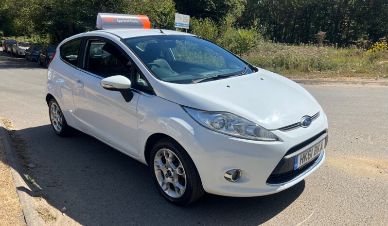 2012 Ford Fiesta 1.25 Zetec Hatchback 3dr Petrol Manual (129 g/km, 81 bhp) full