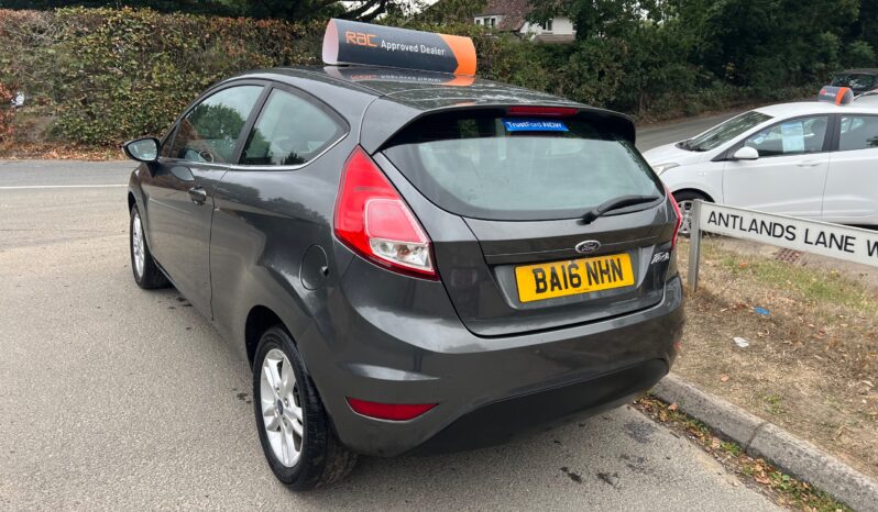 2016 Ford Fiesta 1.25 Zetec Hatchback 3dr Petrol Manual Euro 6 (82 ps) full