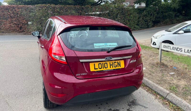 2010 Ford Fiesta 1.4 Zetec Hatchback 5dr Petrol Manual (133 g/km, 94 bhp) full