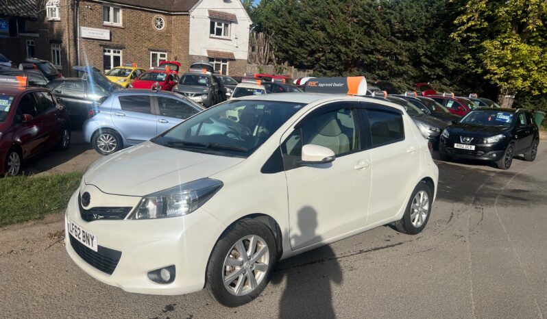 2013 Toyota Vitz full