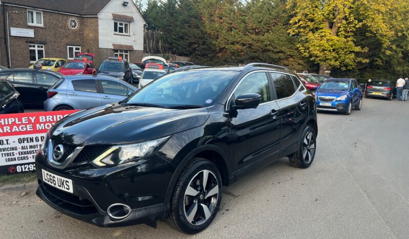 2016 Nissan Qashqai 1.2 DIG-T N-Connecta SUV 5dr Petrol Manual 2WD Euro 6 (s/s) (115 ps) full