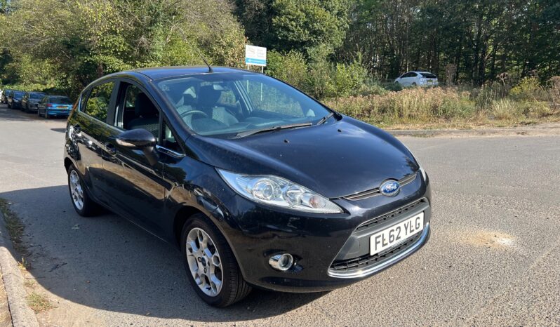 2012 Ford Fiesta 1.25 Zetec Hatchback 5dr Petrol Manual (129 g/km, 81 bhp) full